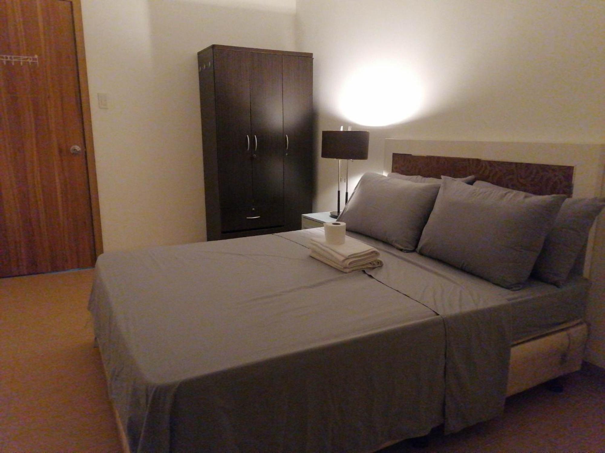Roxas Blvd Stunning Studio Condo Near Us Embassy Manila Exterior photo
